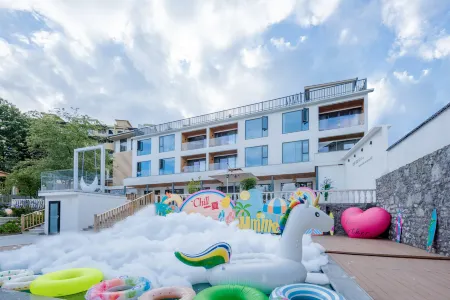 Qixiannv Homestay (Xiannv Mountain Shop) Отели рядом с достопримечательностью «Three Natural Bridges»