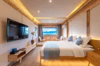 Yueshang Mountain Viewing Courtyard Hotels in Lijiang