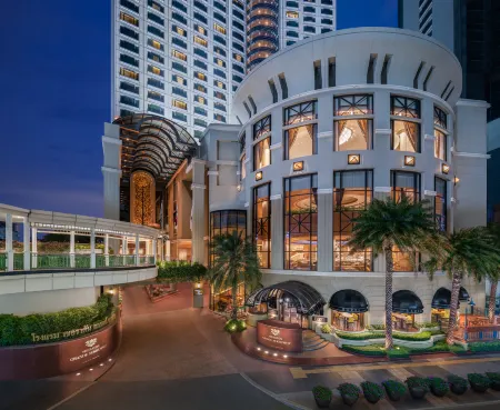 Sheraton Grande Sukhumvit, a Luxury Collection Hotel, Bangkok Отели рядом со станцией Станция Маккасан