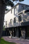 Liyu Designer Hot Spring Homestay (Lushan Scenic Area) Hotel in zona Suntan Herb Gathering & Rock Carvings