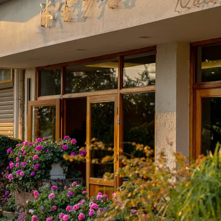Fuxian Lake Muchen Xiangshe homestay