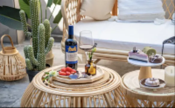 蔓菲主題公寓（梅州萬達廣場店）