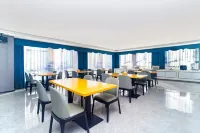 Guoji Hotel (Wanyang Zhongchuangcheng Industrial Zone)