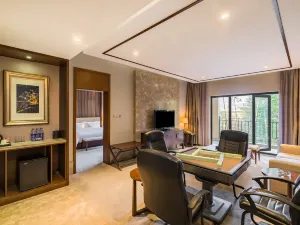 Hongqiqu Guest House