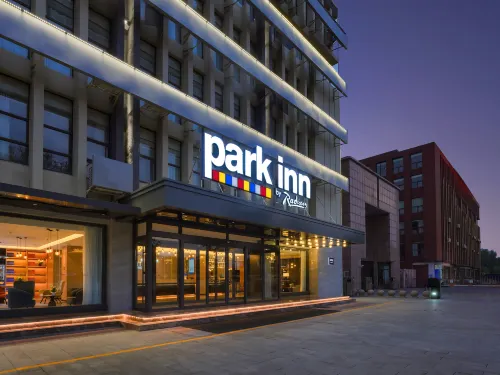 Park Inn by Radisson Hotel (DeBai Plaza Branch, Yucheng High tech Zone) Hotels in Yucheng