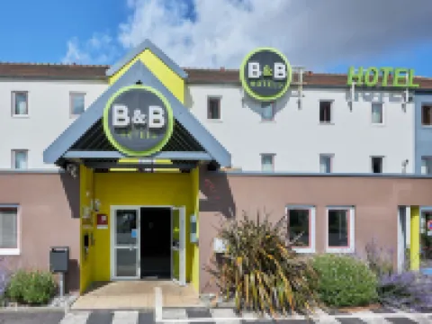 B&B Hotel Caen Mémorial Hotels in Saint-Contest