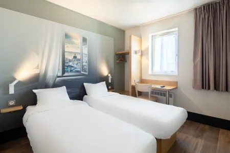 B&B HOTEL Maurepas Отели в г. Ле Пере-ан-Ивелин