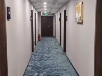 7 Days Premium Hotel (Hengshui Zaoqiang Zhongxue) - Parking