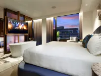 Hard Rock Hotel Madrid Hotel berhampiran Lavapiés