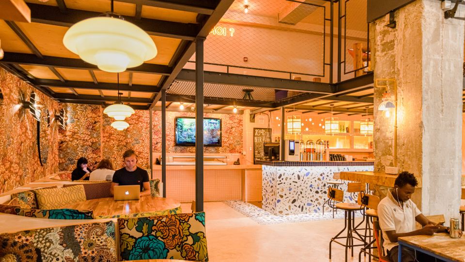Villa Saint Exupery Beach Hostel