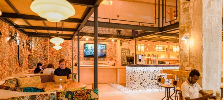 Villa Saint Exupery Beach Hostel Hotéis em Nice