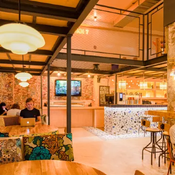 Villa Saint Exupery Beach Hostel