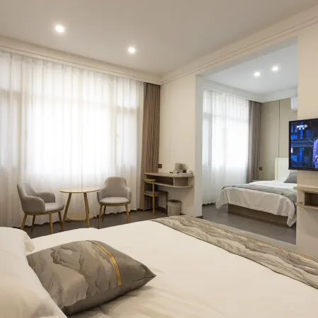 Longhui Shanshuiyao Business Hotel