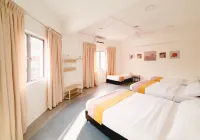 "Cloth Art Homestay" 4 Min Walk to Car Free Zone by Shine Stay