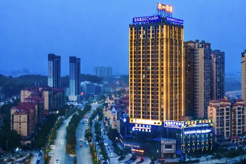 이쟈무 호텔 (뤄디)