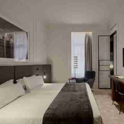 Kozmo Hotel Suites & Spa - Small Luxury Hotels of the World Rooms