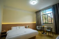 WeixiQingWanHotel