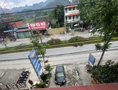 VietHung Hostel-Motorbikes Renta-Tuor