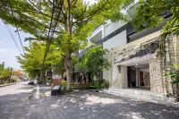 Taksu Sanur Hotel Отели рядом с достопримечательностью «Санур»