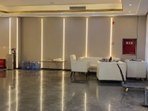 Zogang County Rezen Select Hotel Hotels in Zogang County