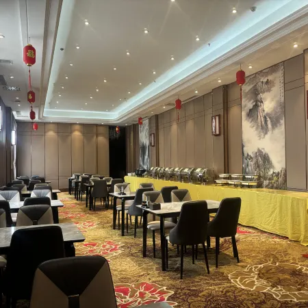 Yanggao Fenglong Hotel