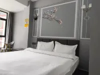 康定邊城酒店（汽車站店） - 2星級