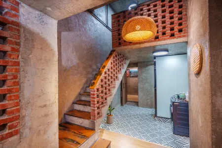 Doremi Apartment (Huaiji Huisheng Lanwan Branch) Отели рядом с достопримечательностью «Huaiji Stadium»