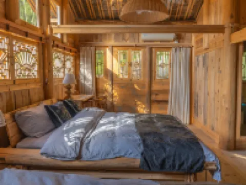 something precious for a kind of life Hotels in Sandu