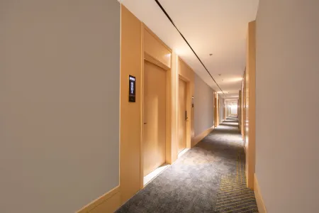 Boyue Court Hotel (Ningbo Cixi Qiaotou Town) Отели рядом с достопримечательностью «Baiyang Lake»