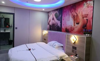 Platinum Theme Apartment