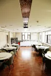 BaoQuanLing Huafu Business Hotel