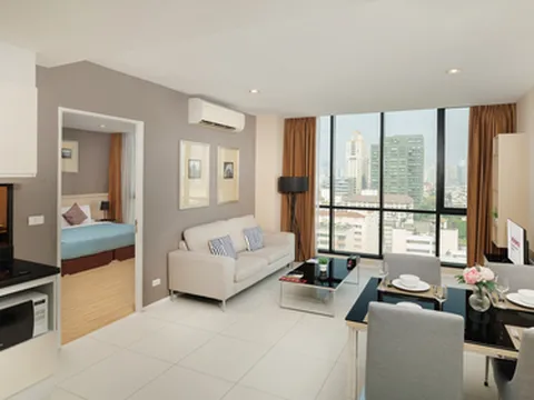 รูปภาพของเอสเตลล่า เอกมัย