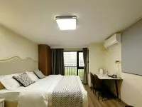 Xingyue Light Luxury Audio-Visual Homestay (Haiyan Wuyue Plaza Branch) - ห้องครัว