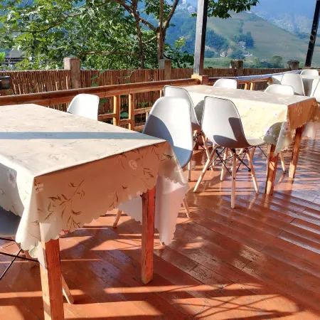 Longsheng Longji Wangchuan Homestay (Longji Jinkeng Hongyao Terrace Observation Deck)