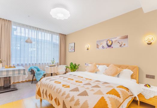 숙소 정원 전경