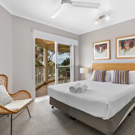 Serenity Apartments Noosa Отели рядом с достопримечательностью «Торгово-развлекательный центр Noosa Junction»