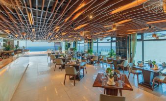 Mandila Beach Hotel Danang