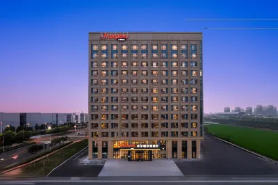 Hampton by Hilton Tianjin Eco-city 빈하이 잉어 게이트 주변 호텔