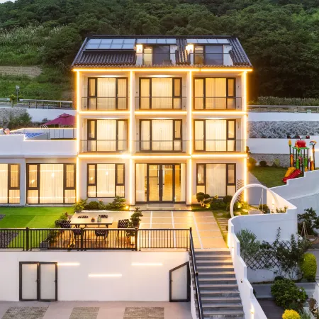 Zhujiajian Houshan Xun Xingkong Seaview Holiday Villa (Xiaowushitang Dongsha Scenic Area)