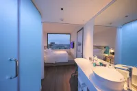 Tru by Hilton Da Nang Danang University of Technology 주변 호텔