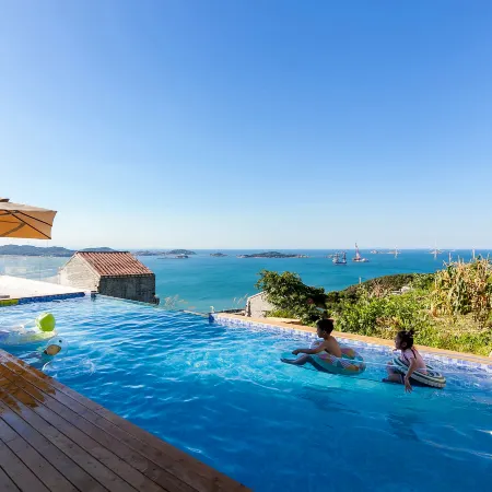 Yawu Yiju YaVilla · Kongzhong Huayuan Scenic Vacation Homestay (Changjiangao Haitan Jingsha)