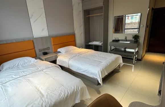 澤宸賓館（解放東路店）