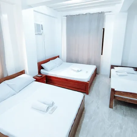 RedDoorz @ Elton Guesthouse