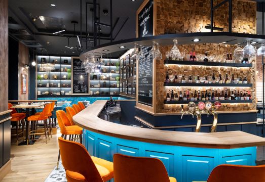 쓰리 코너스 애비뉴 호텔