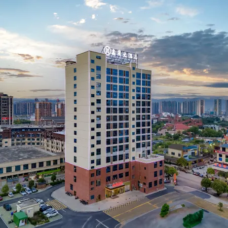 Xinxu Hotel (Baise Senior High School Sports Center)