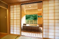 Yamanaka Onsen Kagari Kisshotei