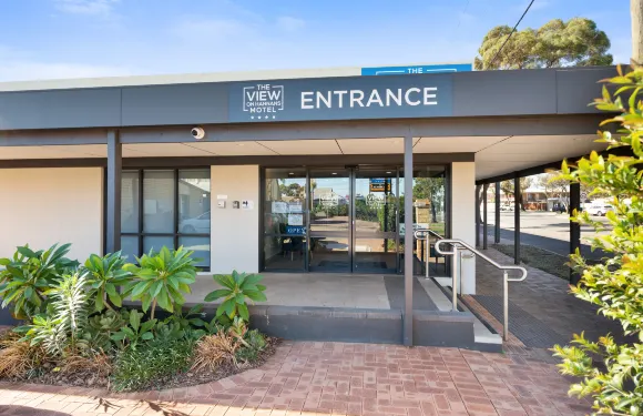 漢南斯景色汽車旅館