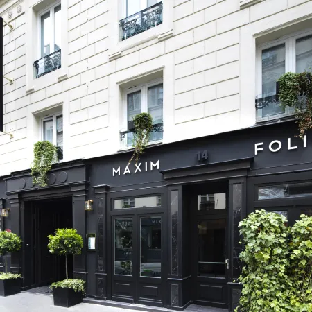 Hôtel Maxim Folies Отели рядом с достопримечательностью «Кабаре Фоли-Бержер»