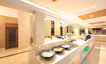 Vienna Hotel (Xiamen Airport, Jiangtou Metro Station)