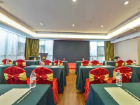 Vienna Hotel (Xinghe Branch, Xingning, Meizhou)